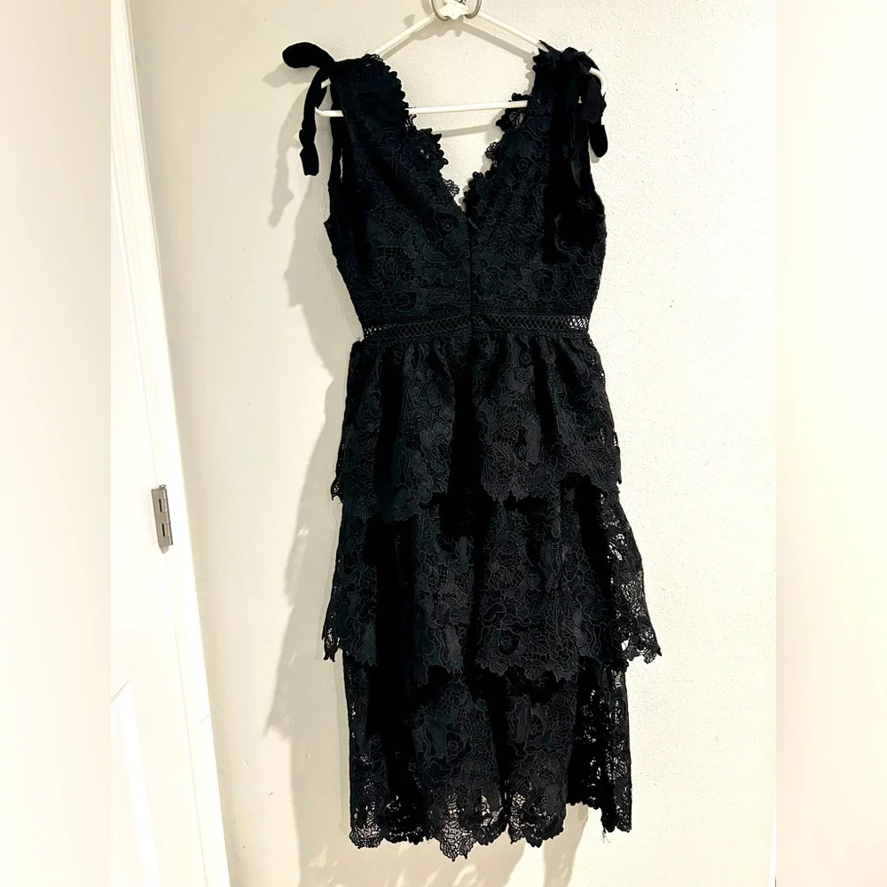 NY&C Floral-Crochet Tiered Tie-Shoulder Dress - Just Me Black Size M - Picture 6 of 9